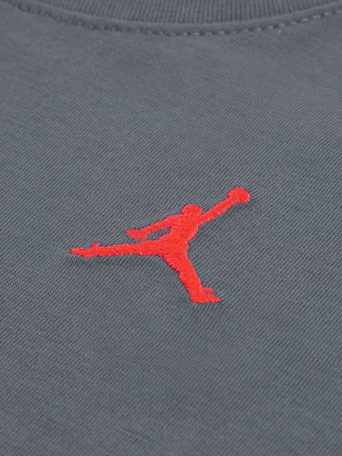 Dsiney Kidz - Jordan Black Smoke Grey University Air Brooklyn Essentials Top & Short Set image 3