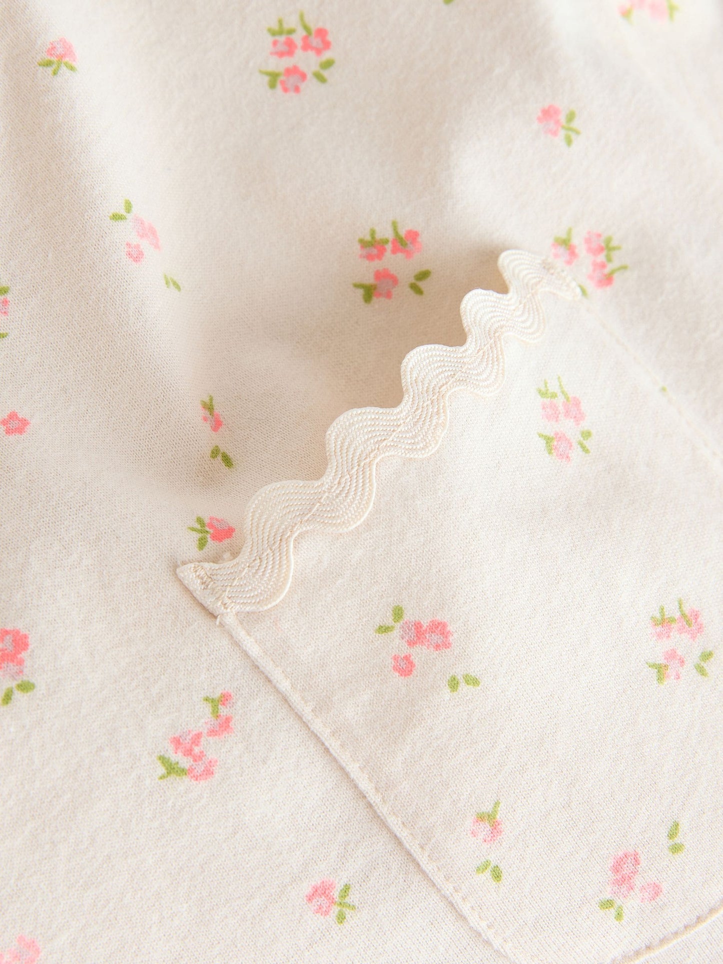 Ecru White Ditsy Floral Short Sleeve Ric Rac Trim T-Shirt (3mths-7yrs) image 6