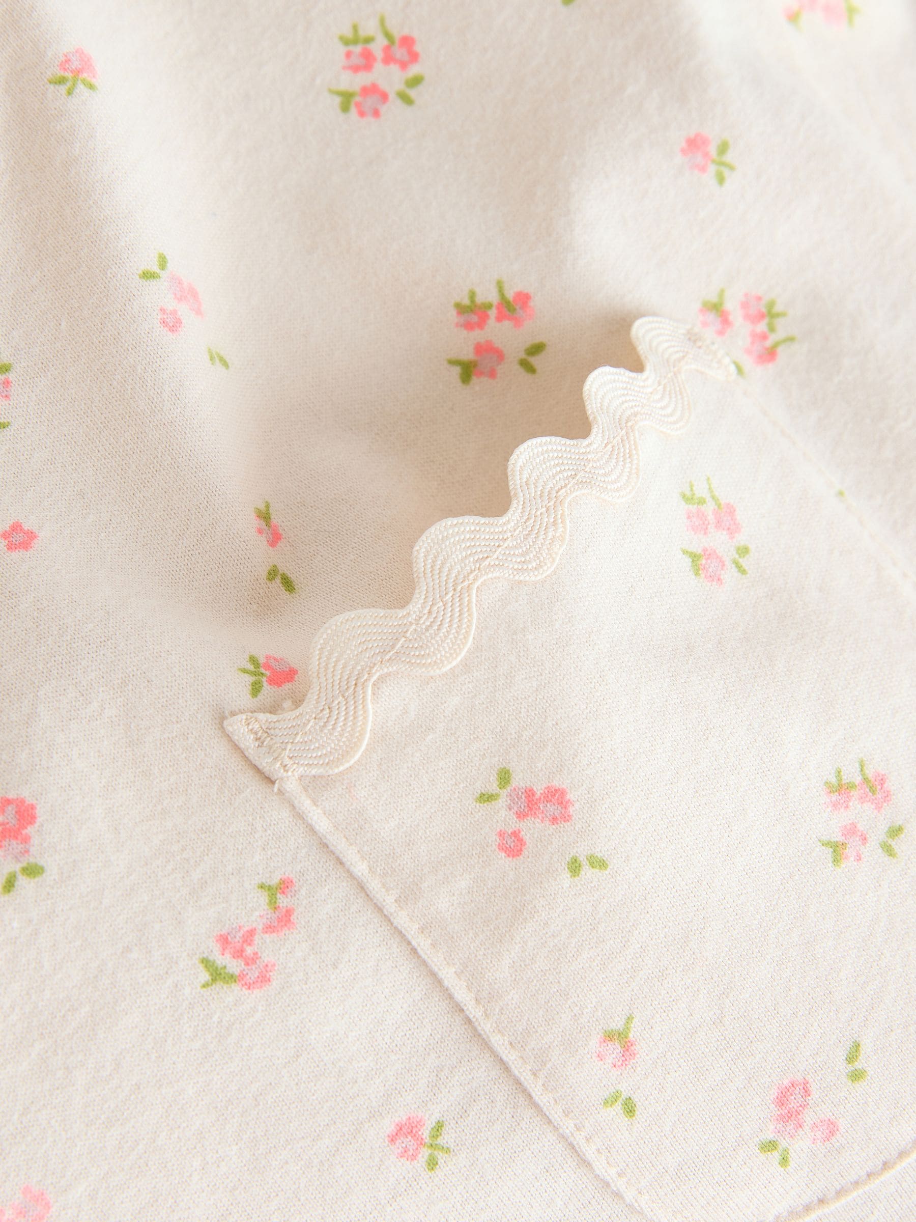 Ecru White Ditsy Floral Short Sleeve Ric Rac Trim T-Shirt (3mths-7yrs) image 6