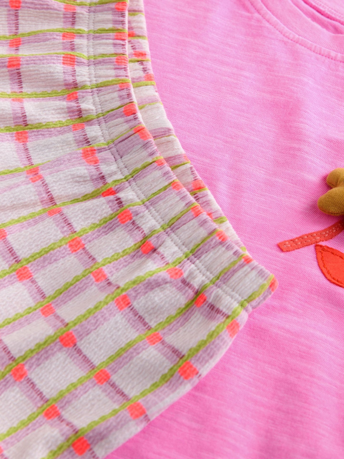 Pink Flower T-Shirt and Shorts Set (3mths-7yrs) image 9