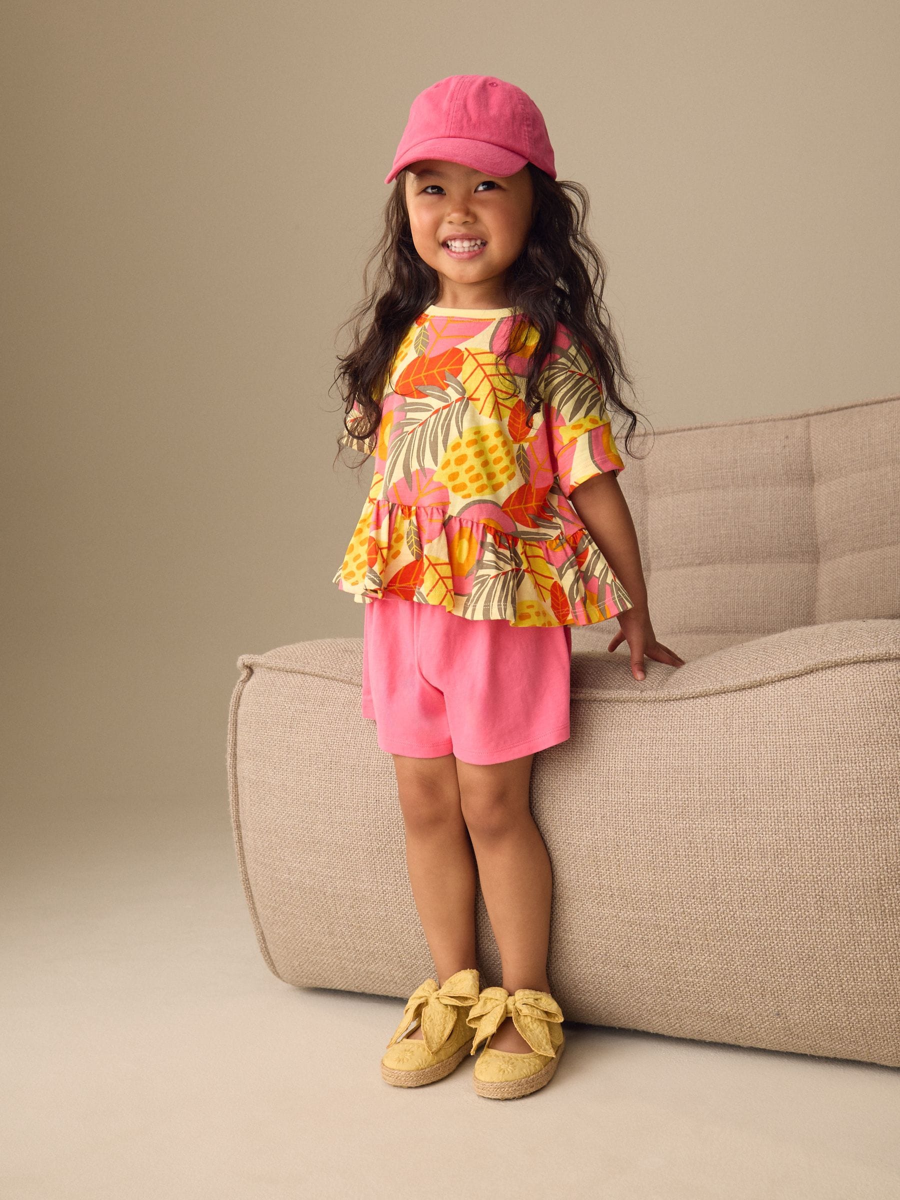 Pink Flowers Short Sleeve Top and Shorts Set (3mths-7yrs) image 4