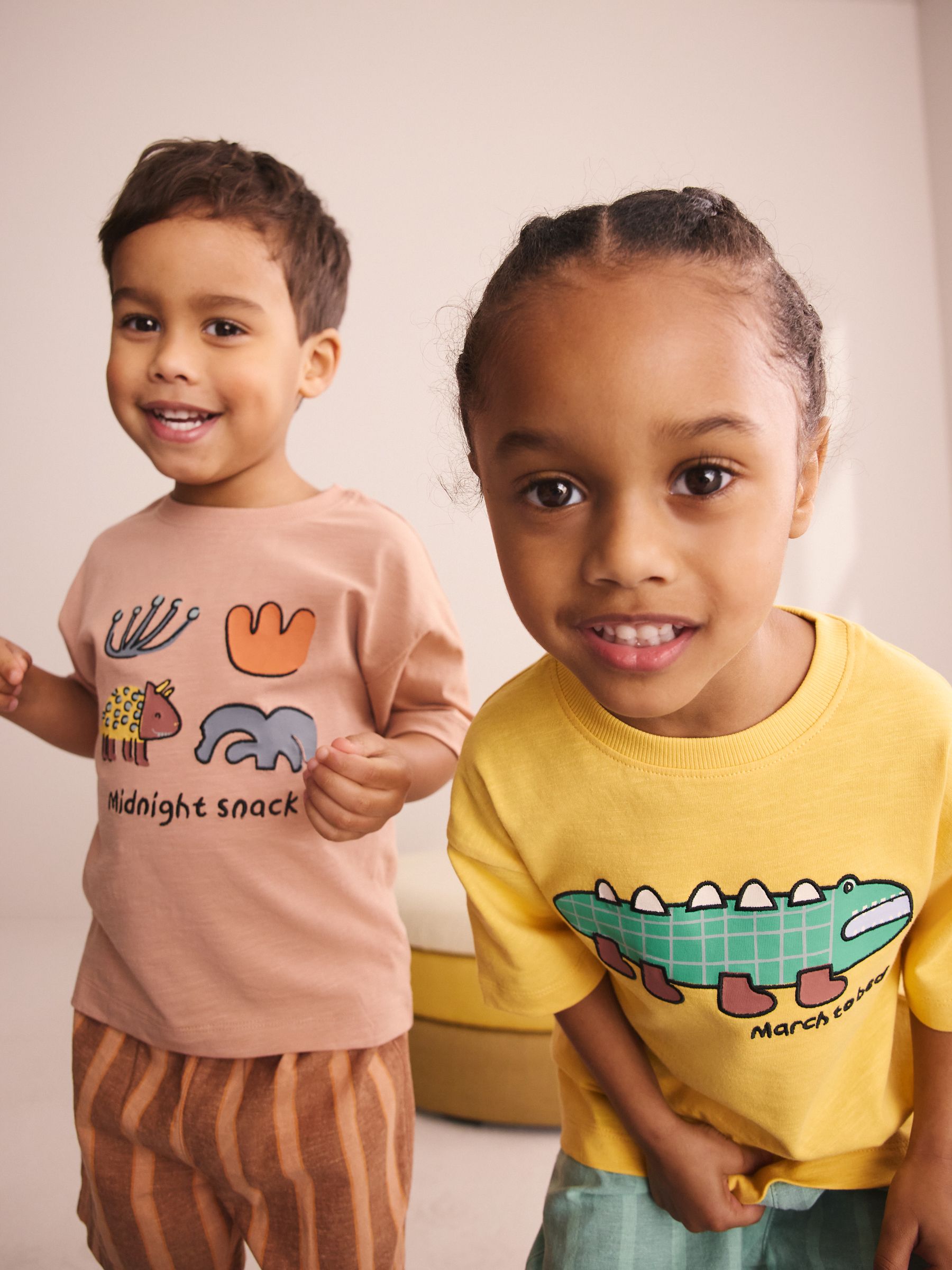 Blue/Yellow/Pink Striped Animal Short Pyjamas 3 Pack (9mths-8yrs) image 5