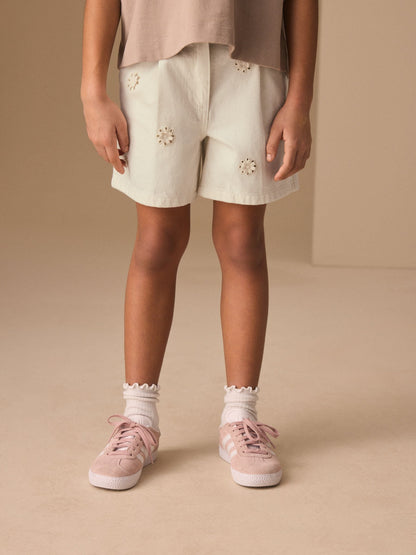 Dsiney Kidz - White Emrboidered Hem Pullon Denim Shorts (3-16yrs) image 3