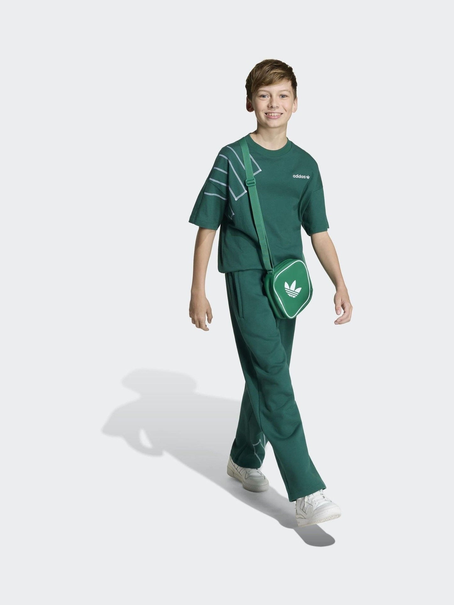 Dsiney Kidz - adidas Originals Green Blocked Logo Oversized T-Shirt image 3