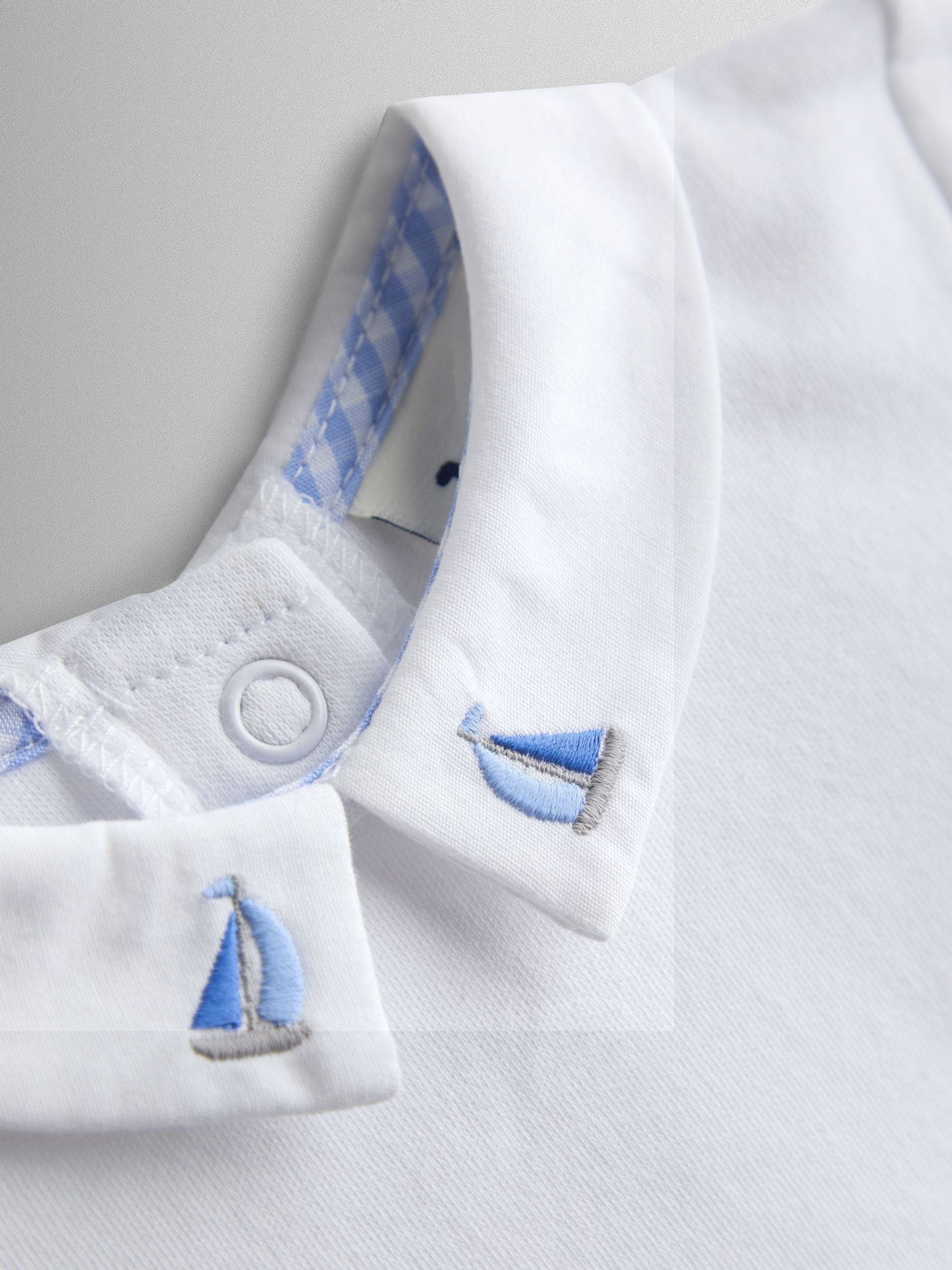 JoJo Maman Bébé White Boat Embroidered Collar Body image 3
