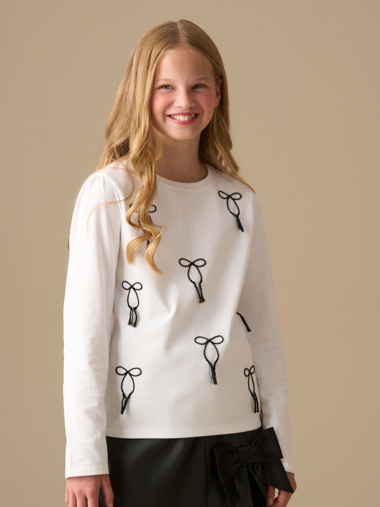 Dsiney Kidz - Angel & Rocket White Imogen Embroidered Bow Long Sleeve Top image 2
