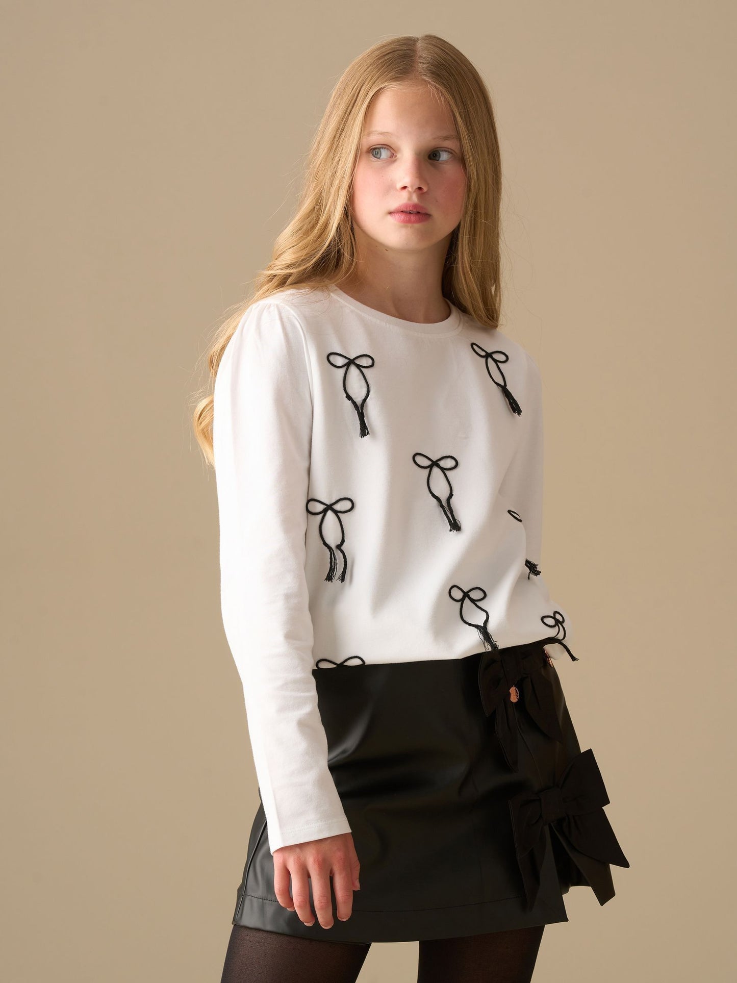 Dsiney Kidz - Angel & Rocket White Imogen Embroidered Bow Long Sleeve Top image 4