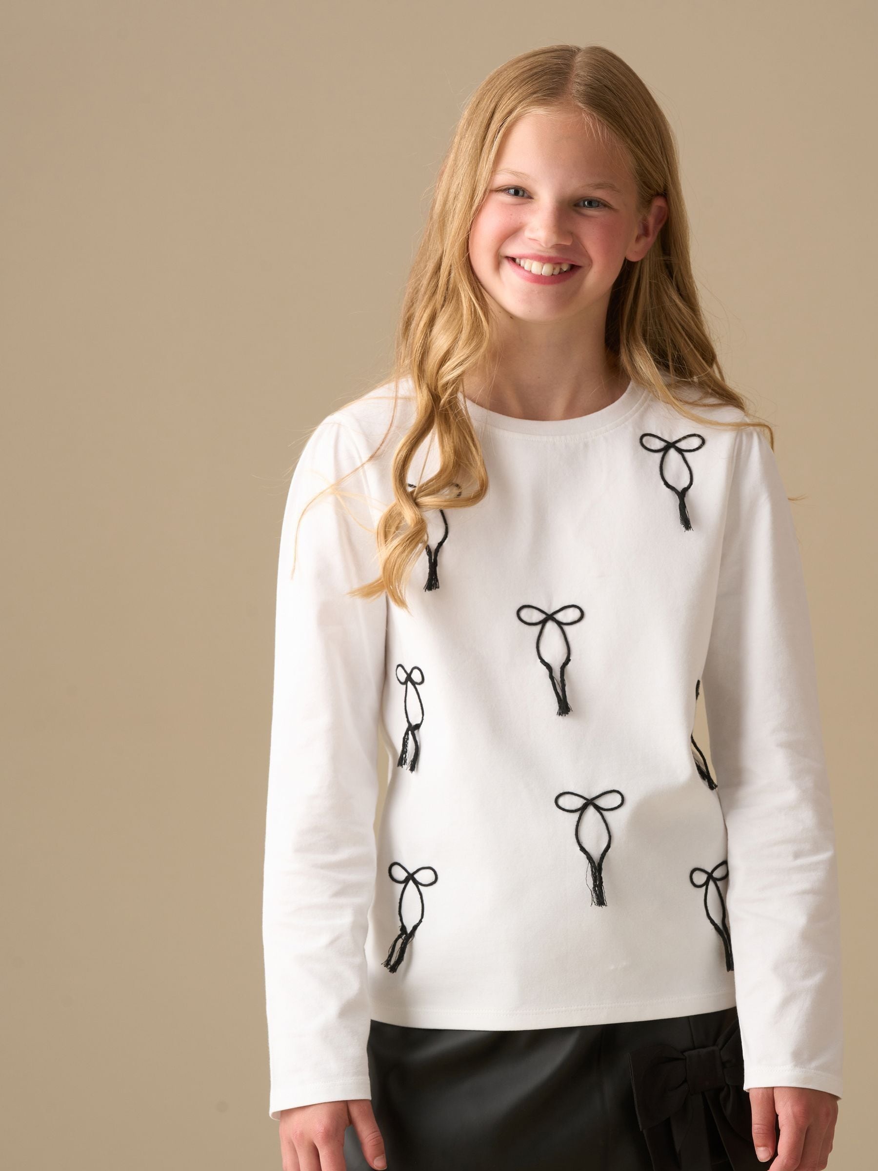 Dsiney Kidz - Angel & Rocket White Imogen Embroidered Bow Long Sleeve Top image 5