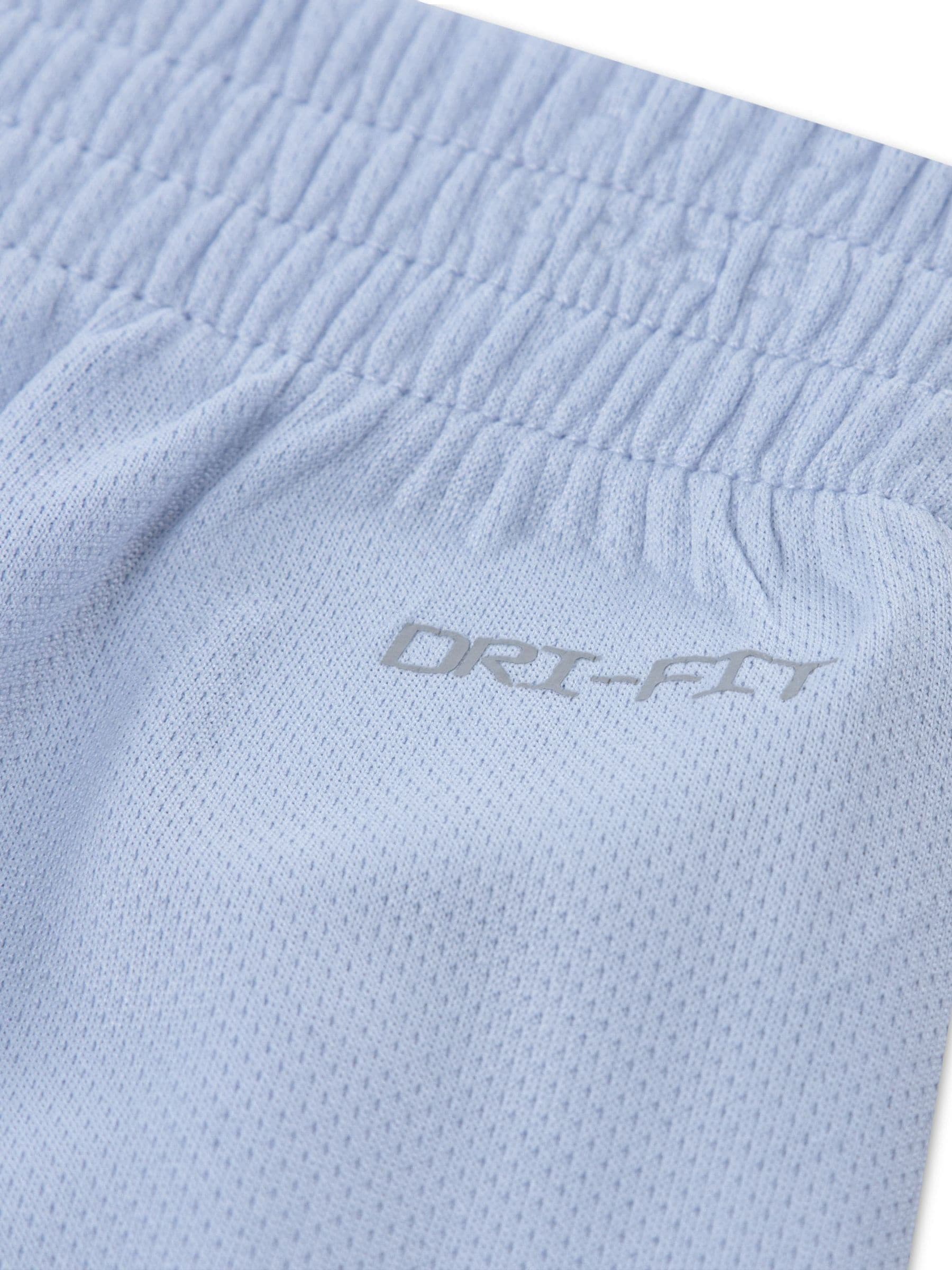 Nike Blue Swoosh Love T-Shirt And Shorts Set image 3