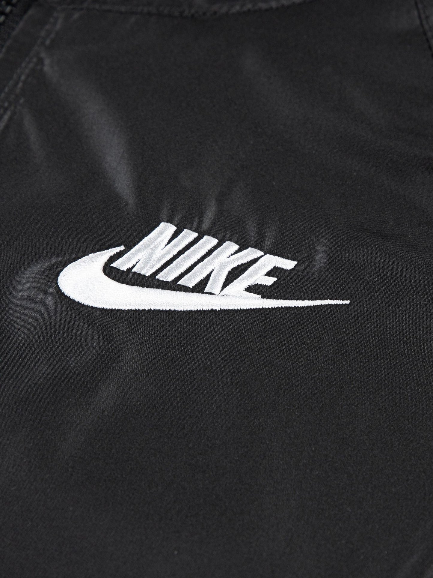 Dsiney Kidz - Nike Black Chevron Windrunner Jacket image 3
