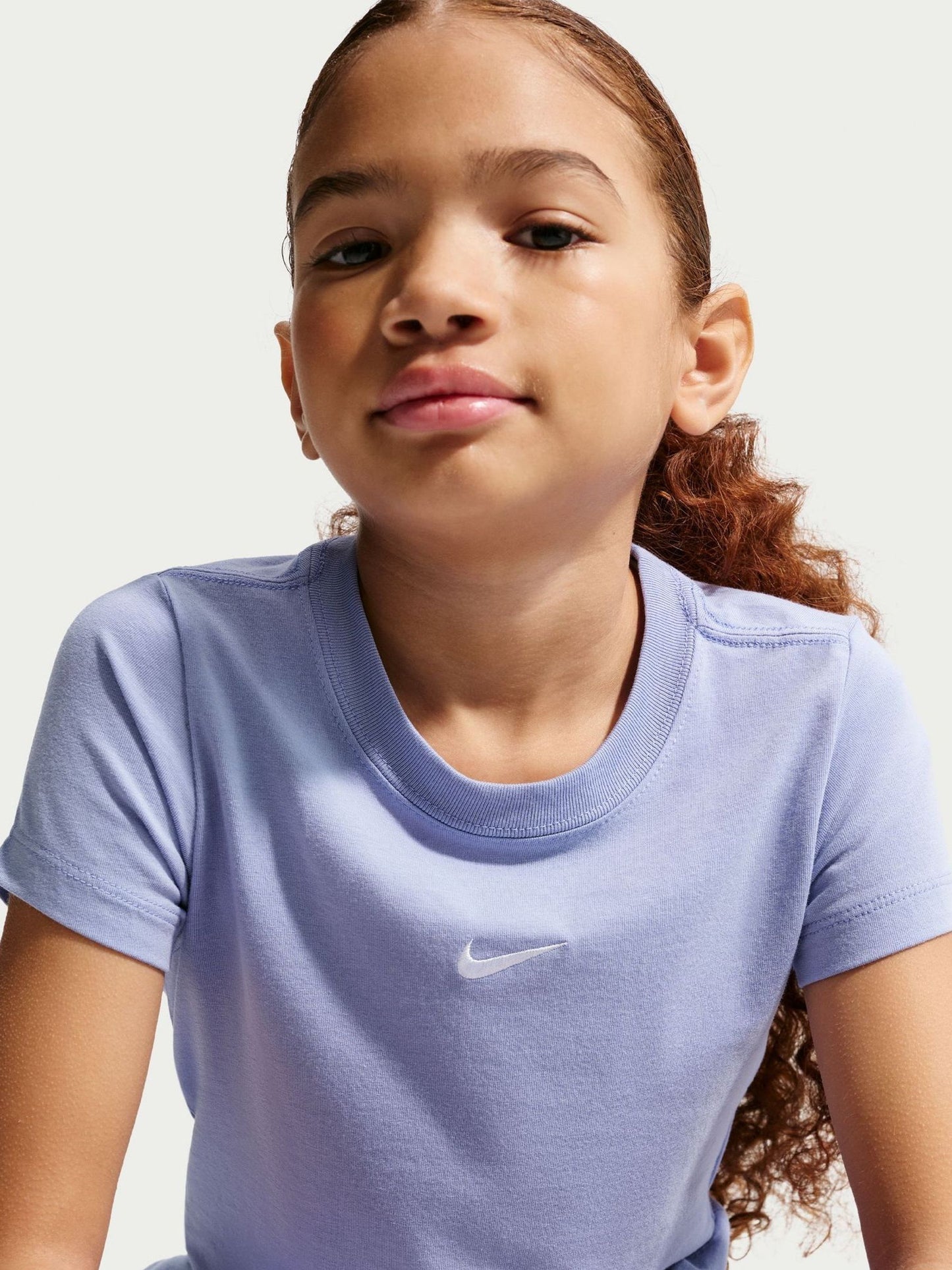Dsiney Kidz - Nike Purple Cropped T-Shirt image 3