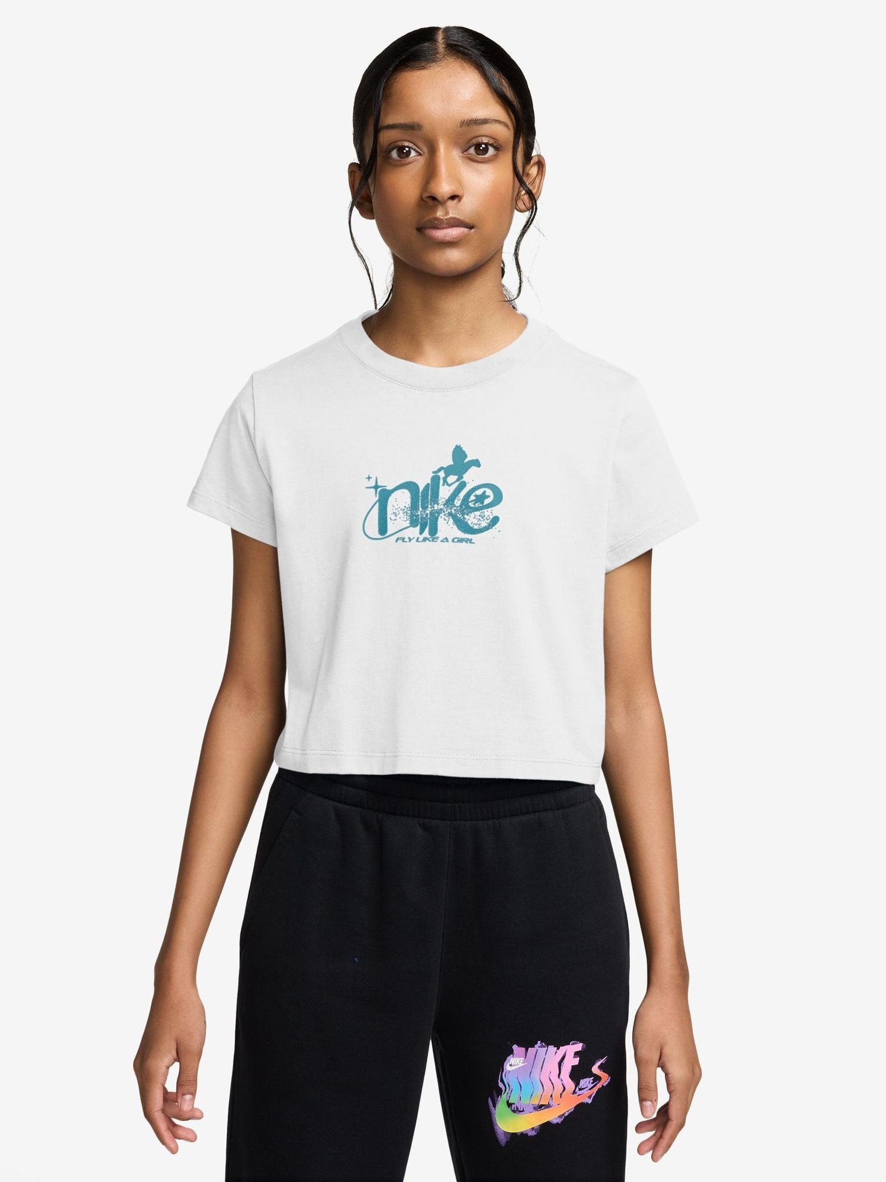 Dsiney Kidz - Nike White Sportswear T-Shirt image 1