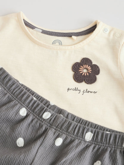 Black/White Flower Short Sleeve Baby Top And Wide Leg 2 Piece Set (0mths-2yrs) image 8