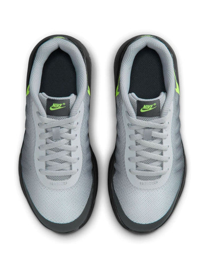 Nike Grey/Black Junior Air Max Invigor Trainers image 7