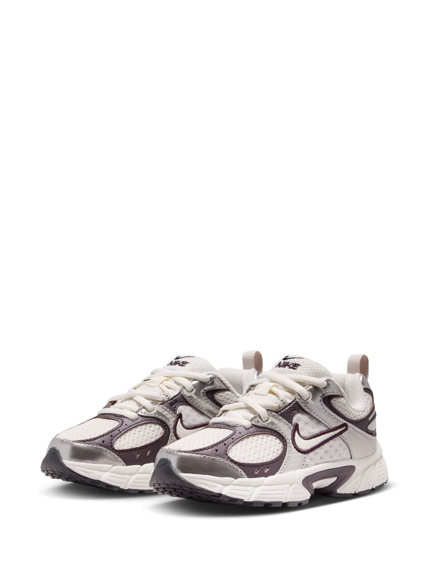 Nike Phantom Junior V5 Runner Trainers image 2