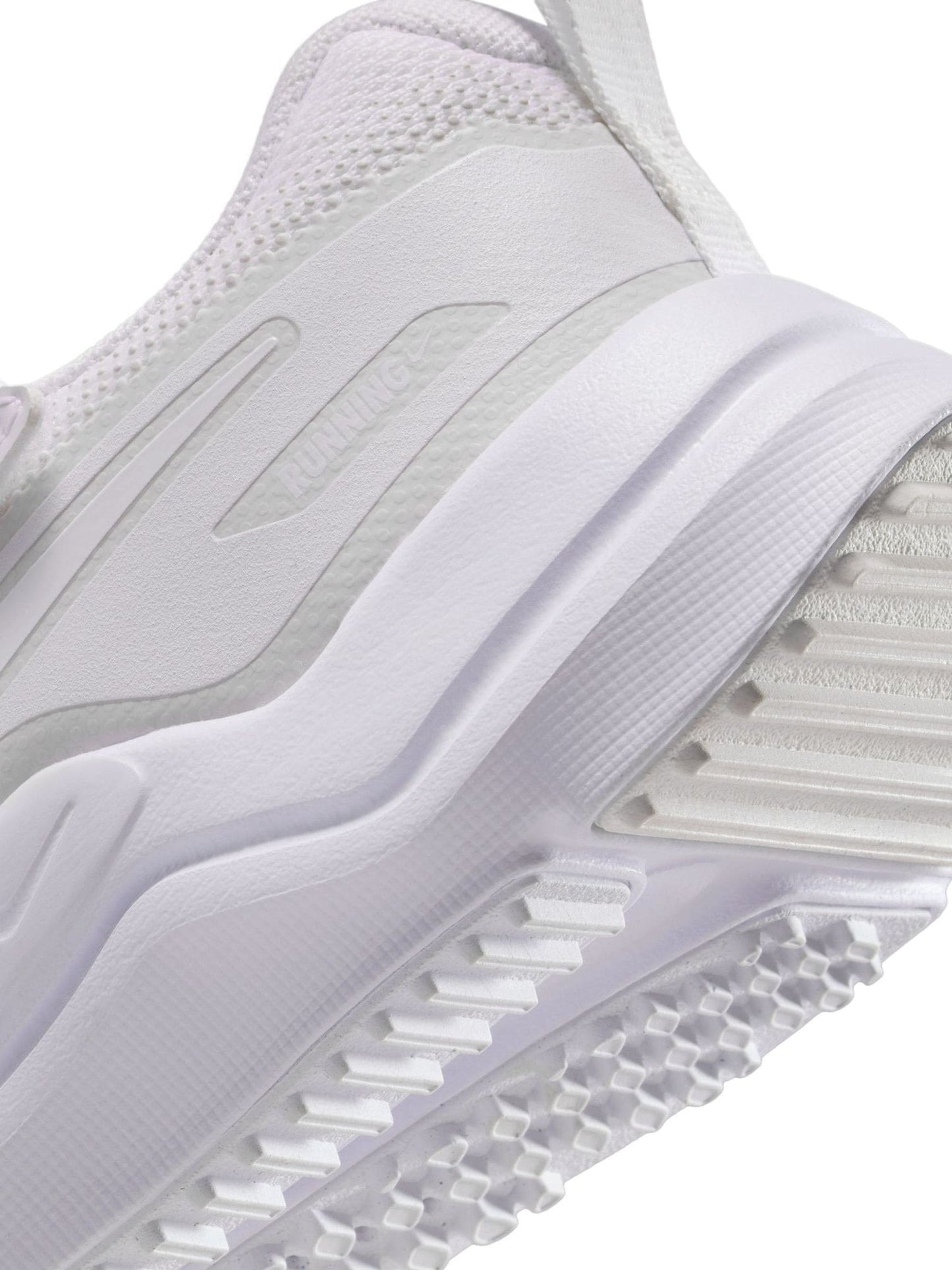 Nike White Junior Cosmic Running Trainers image 10