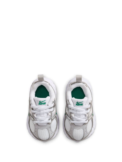 Nike White Infant V5 Runner Trainers image 7