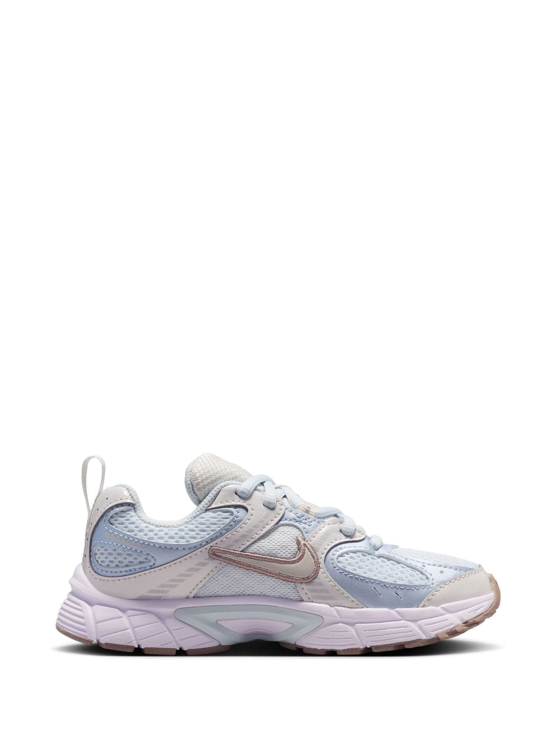 Nike Blue Junior V5 Runner Trainers image 3