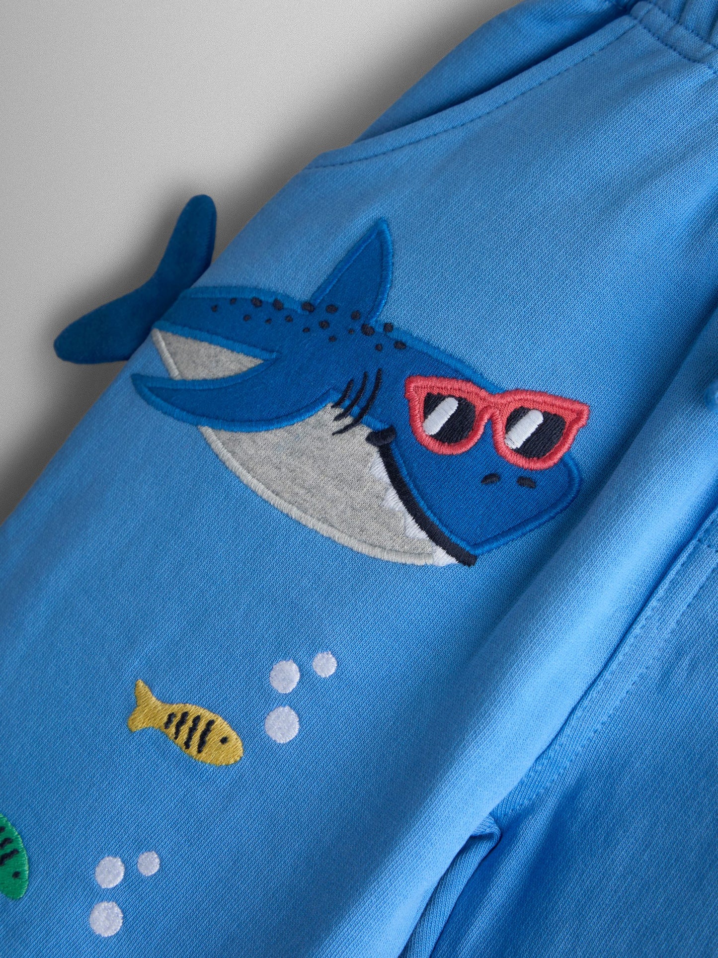 JoJo Maman Bébé Blue Shark Applique Trousers image 3