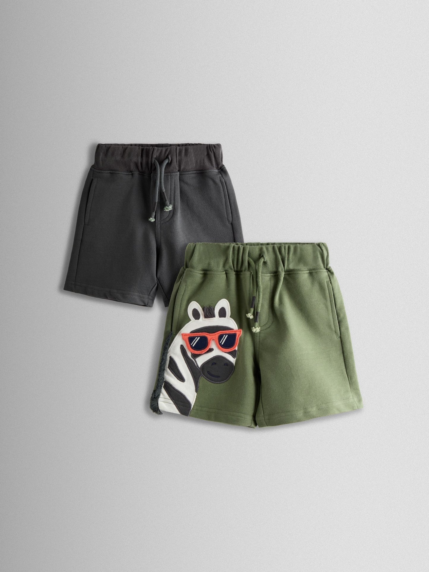 Dsiney Kidz - JoJo Maman Bébé Khaki Zebra 2-Pack Appliqué & Plain Shorts image 1
