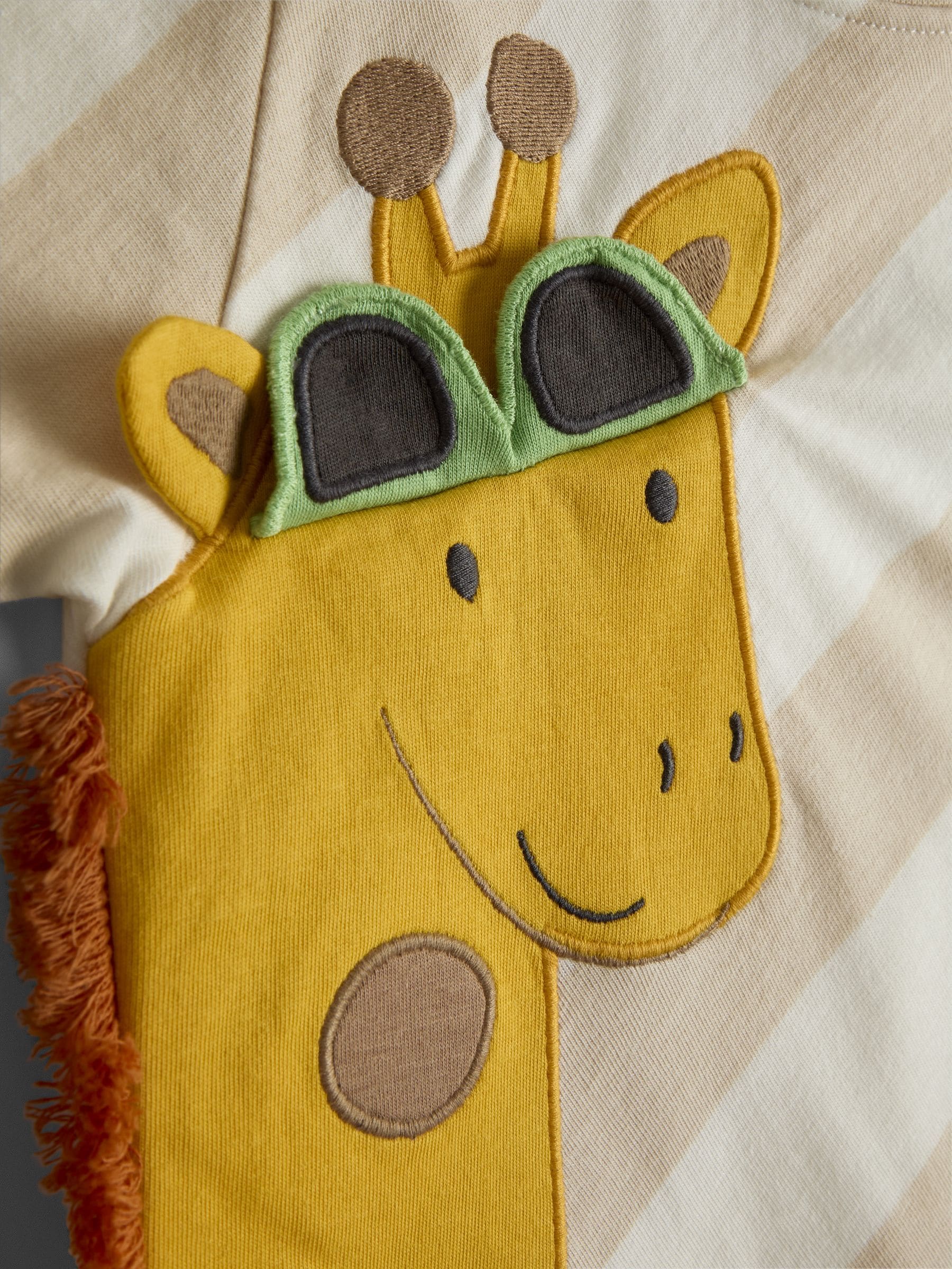 JoJo Maman Bébé Natural Giraffe Appliqué T-Shirt image 3