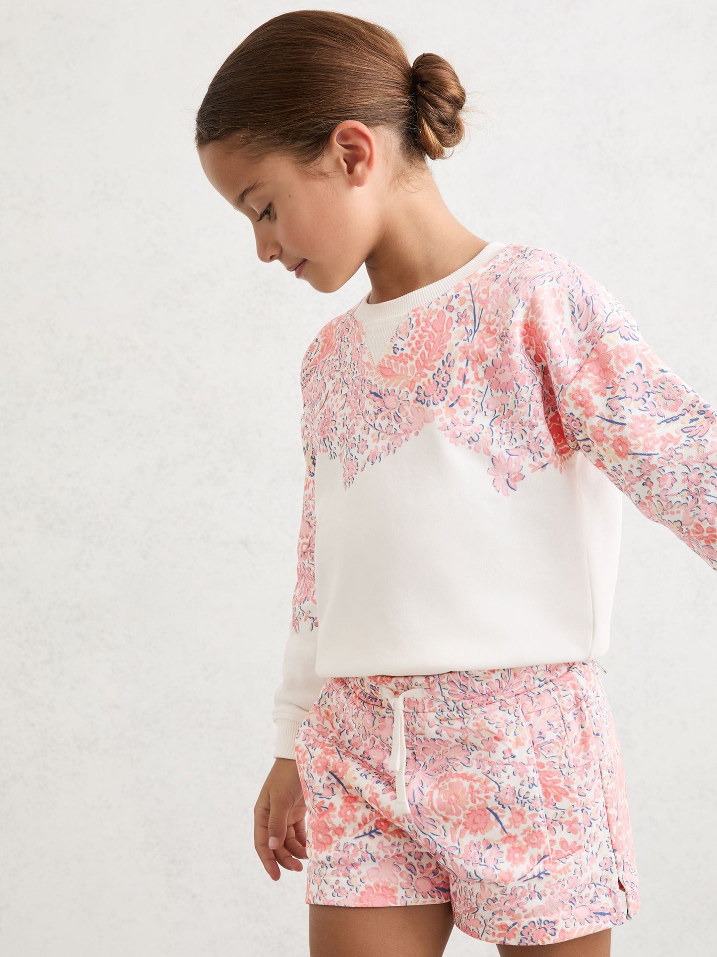 Reiss Pink Print Jessie 3-9 yrs Floral-Print Sweatshirt and Shorts Set image 1