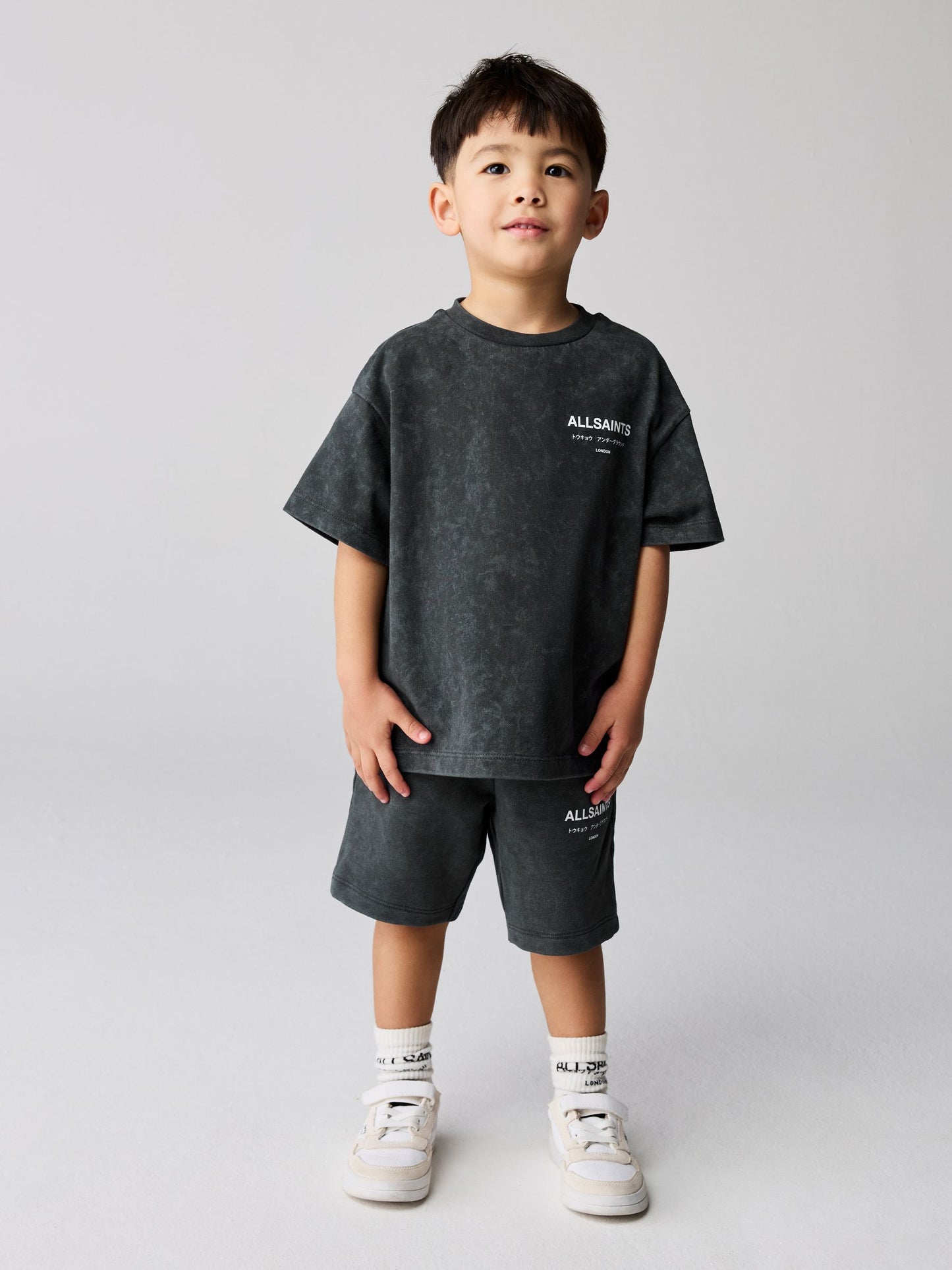 Dsiney Kidz - smALLSAINTS Washed Charcoal Grey Underground T-Shirt and Sweat Shorts Set image 2