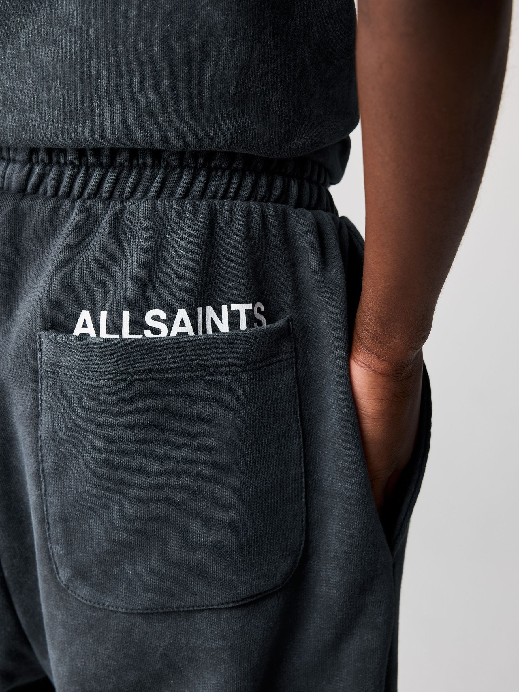 Dsiney Kidz - smALLSAINTS Washed Charcoal Grey Underground T-Shirt and Sweat Shorts Set image 9