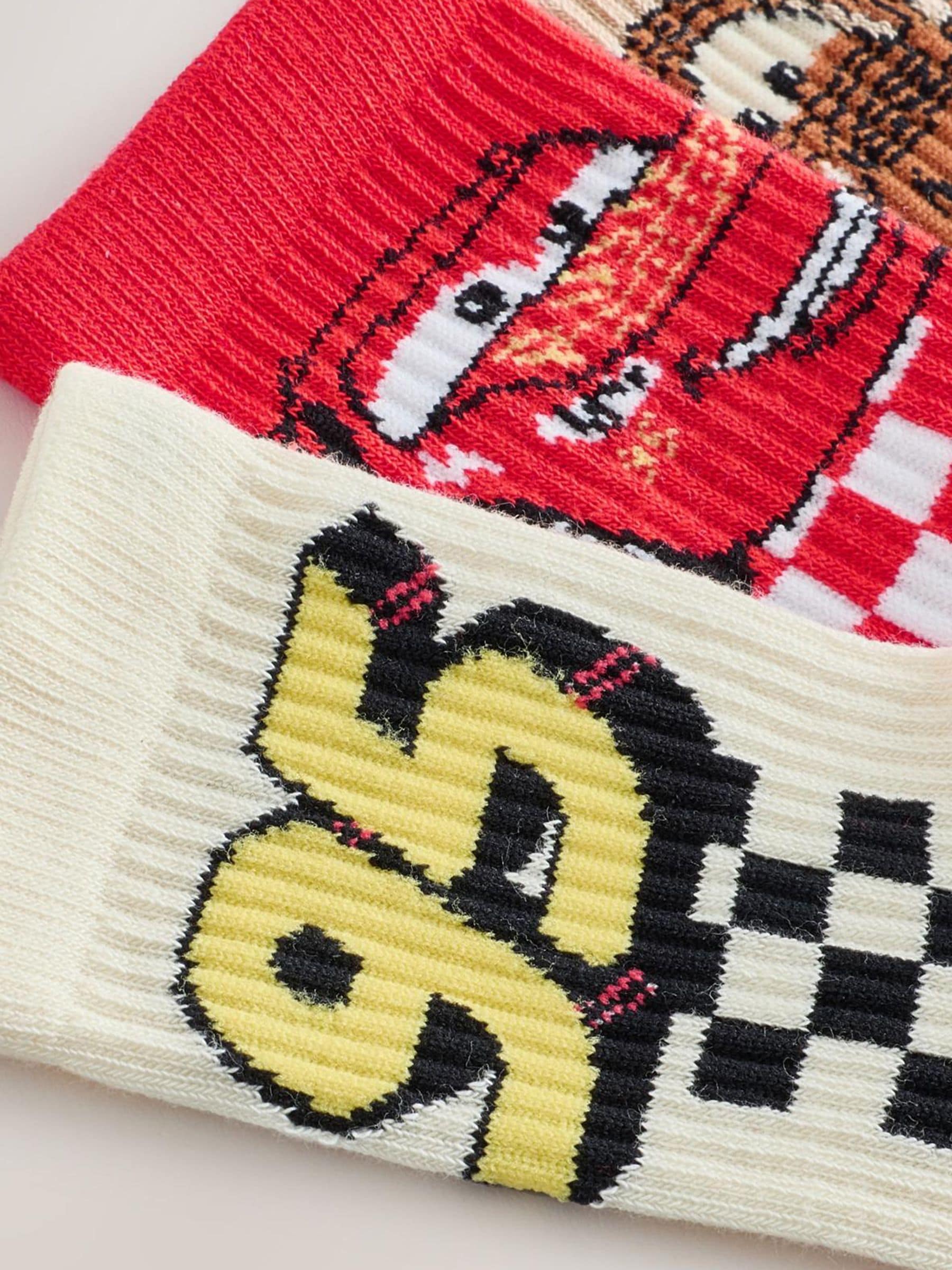 Dsiney Kidz - Disney Cars License Cotton Rich Ribbed Sports Socks 3 Pack image 2