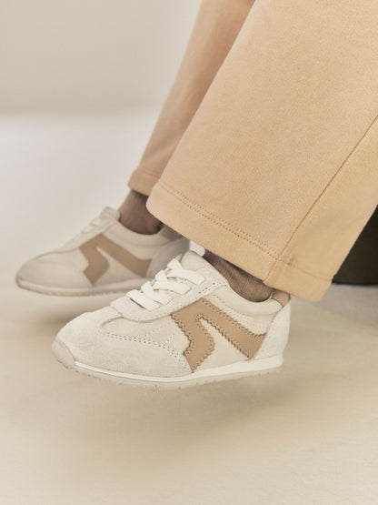 Neutral Standard Fit (F) Elastic Lace Trainers image 2