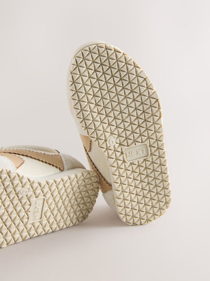 Neutral Standard Fit (F) Elastic Lace Trainers image 7