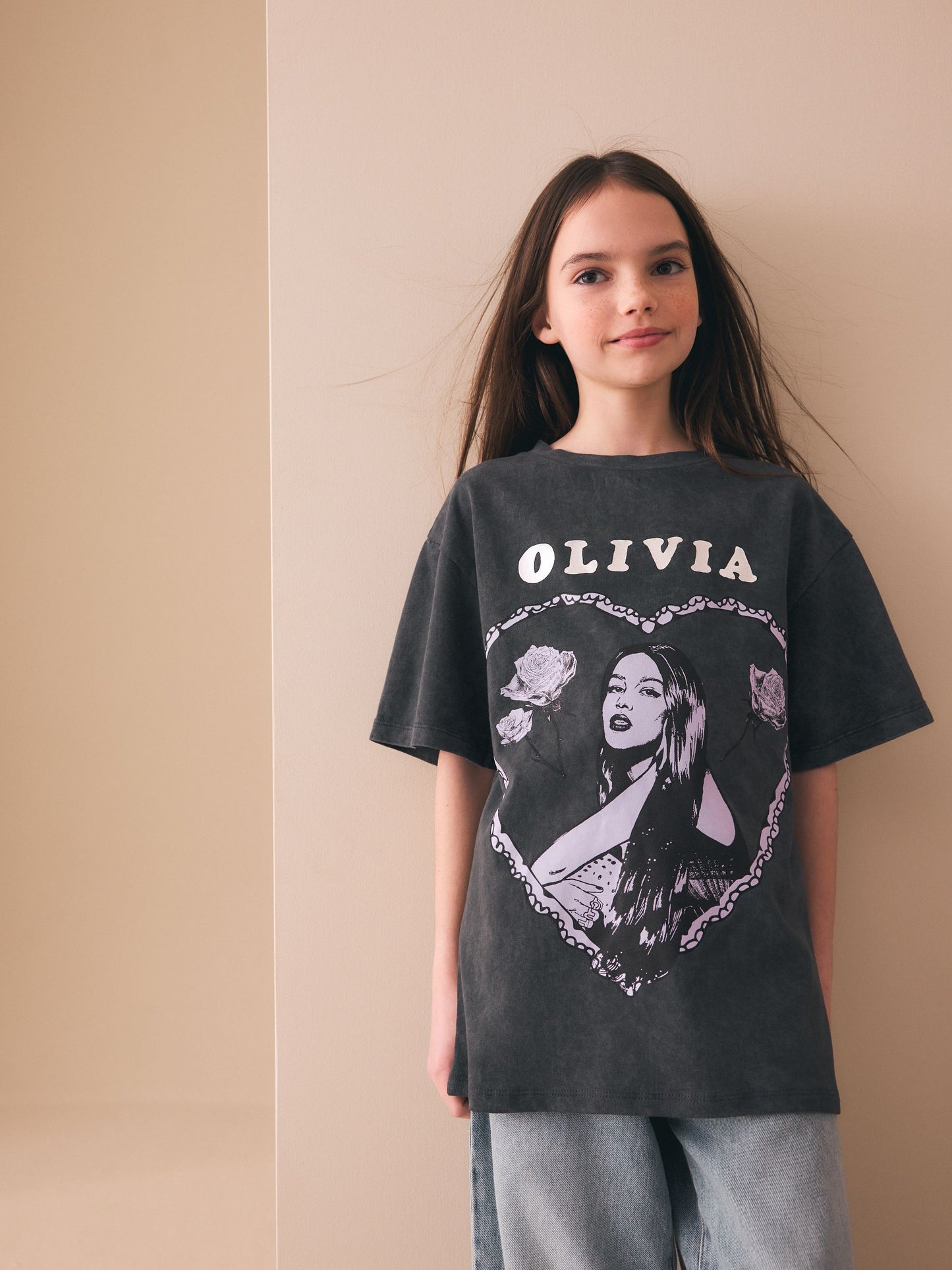 Dsiney Kidz - Grey Olivia Rodrigo Oversized T-Shirt (3-16yrs) image 1