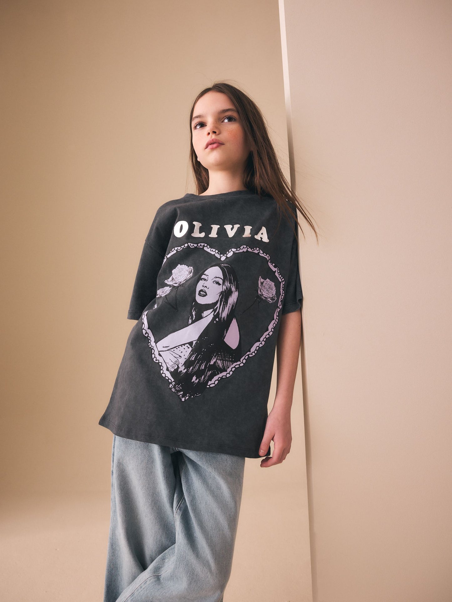 Dsiney Kidz - Grey Olivia Rodrigo Oversized T-Shirt (3-16yrs) image 2