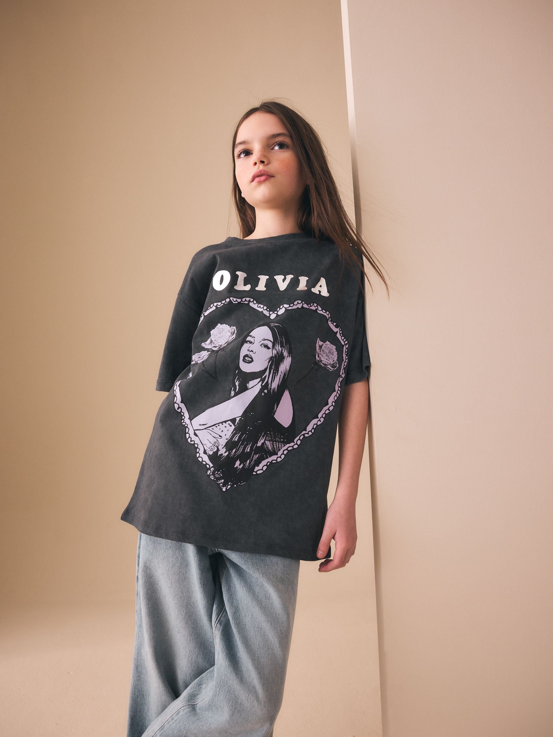 Dsiney Kidz - Grey Olivia Rodrigo Oversized T-Shirt (3-16yrs) image 2
