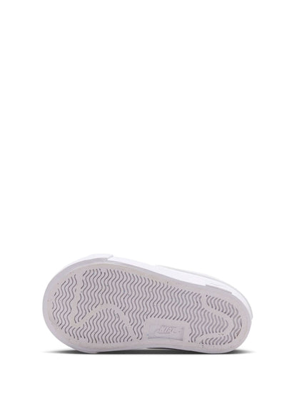 Nike White Infant Tennis Essential Trainers image 6