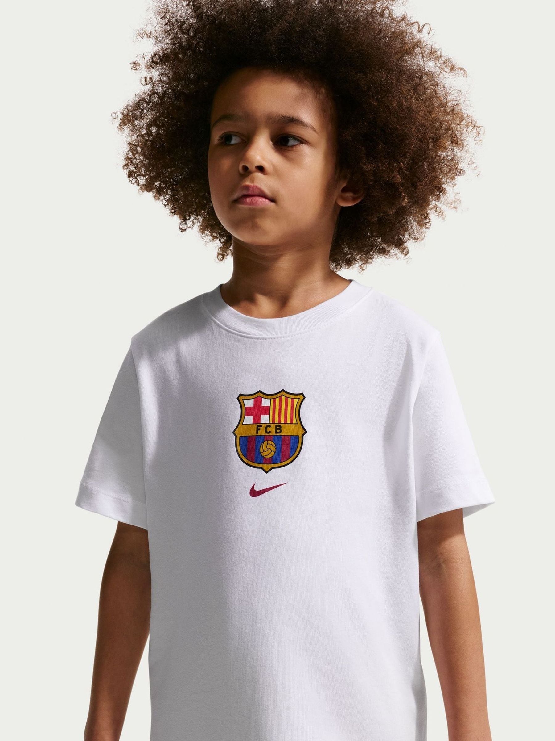 Dsiney Kidz - Nike White Youth FC Barcelona Crest T-Shirt image 3