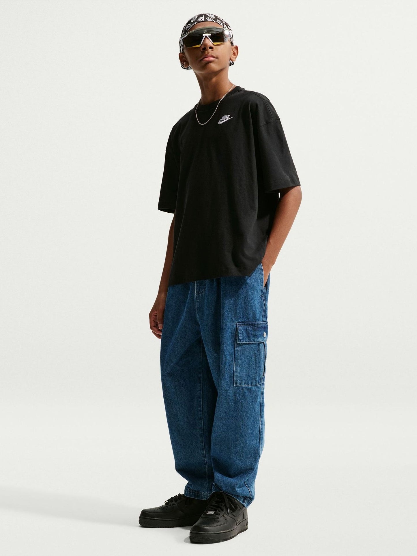 Dsiney Kidz - Nike Black Oversized Futura T-Shirt image 2