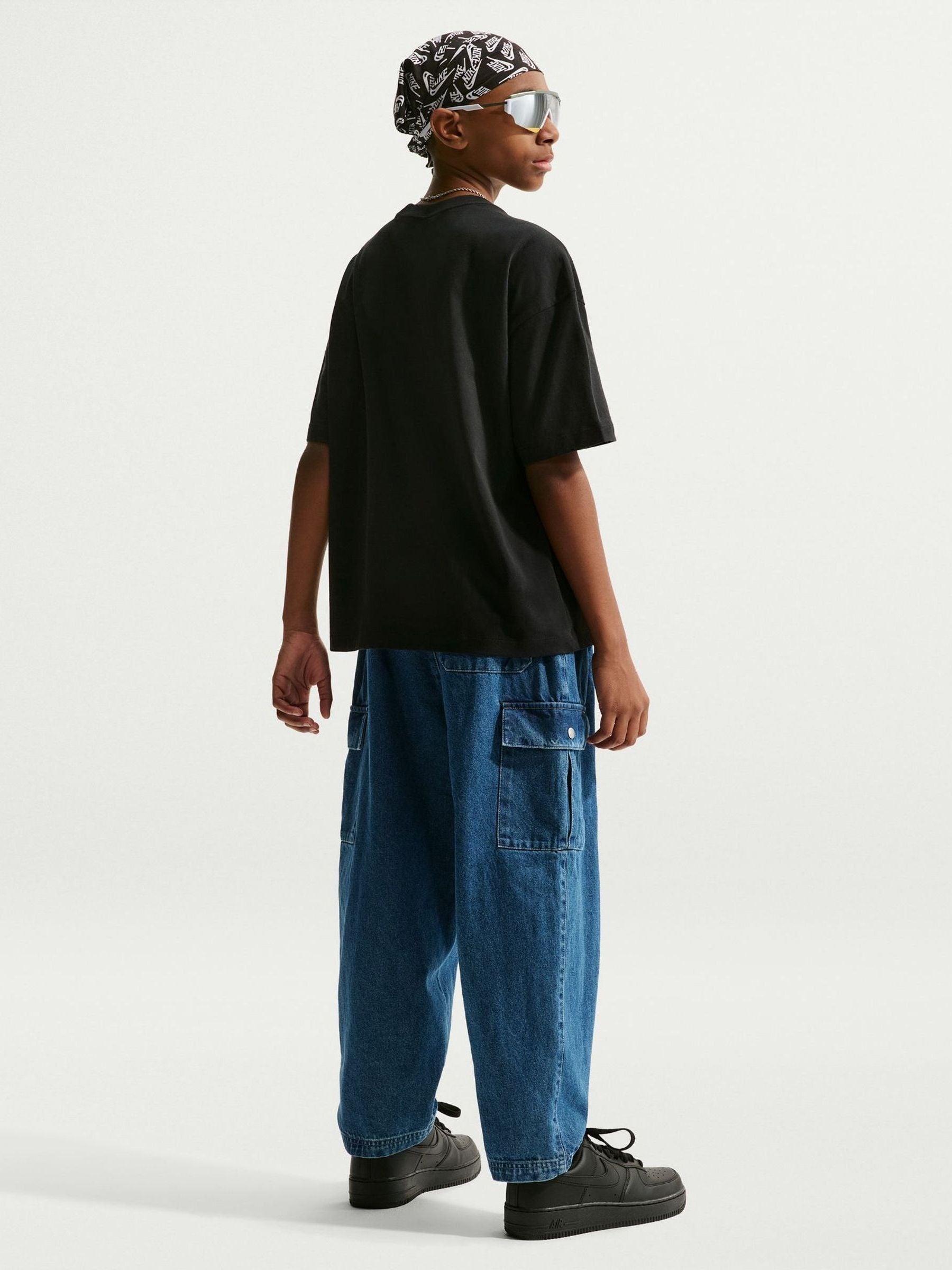 Dsiney Kidz - Nike Black Oversized Futura T-Shirt image 3