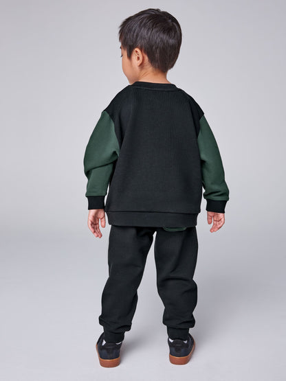 Dsiney Kidz - smALLSAINTS Black/Green Underground Oversized Younger Sweatshirt and Joggers Set image 2