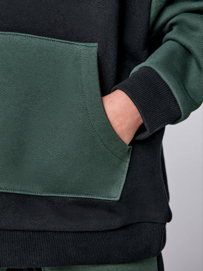 Dsiney Kidz - smALLSAINTS Black/Green Underground Oversized Younger Sweatshirt and Joggers Set image 4