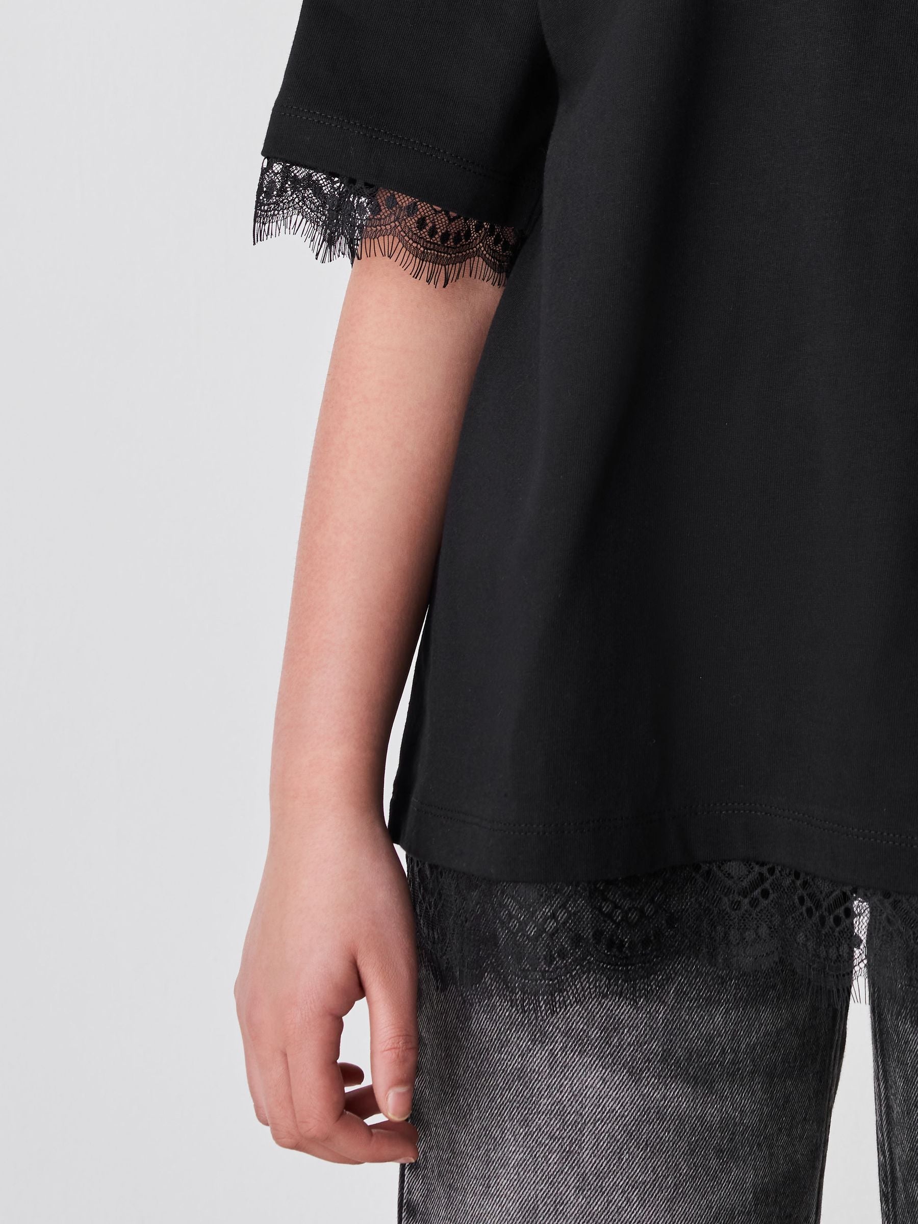 Dsiney Kidz - smALLSAINTS Black Lace Trim T-Shirt image 4