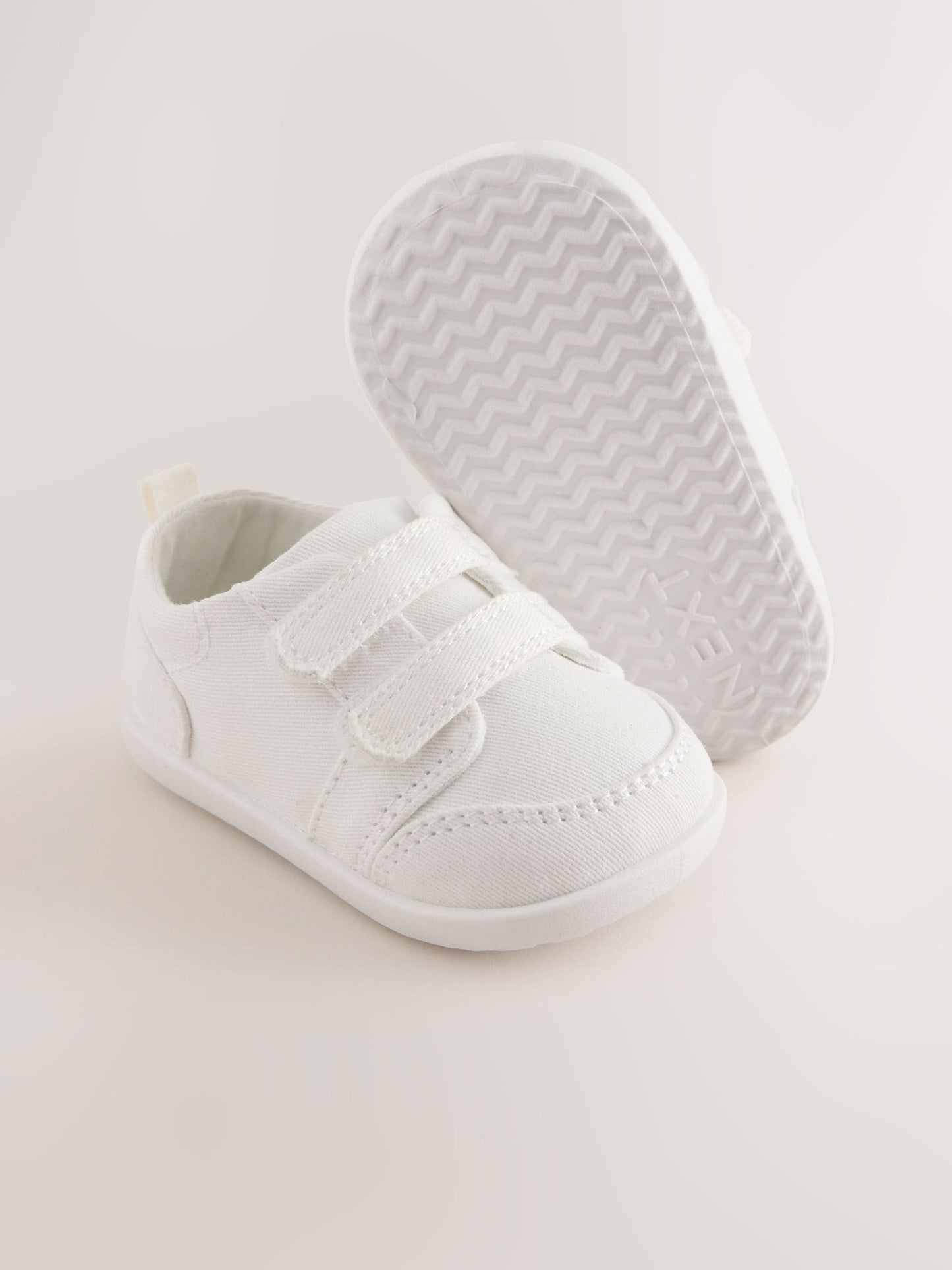 White Touch Fastening Baby Crawler Trainers (0-2mths) image 5