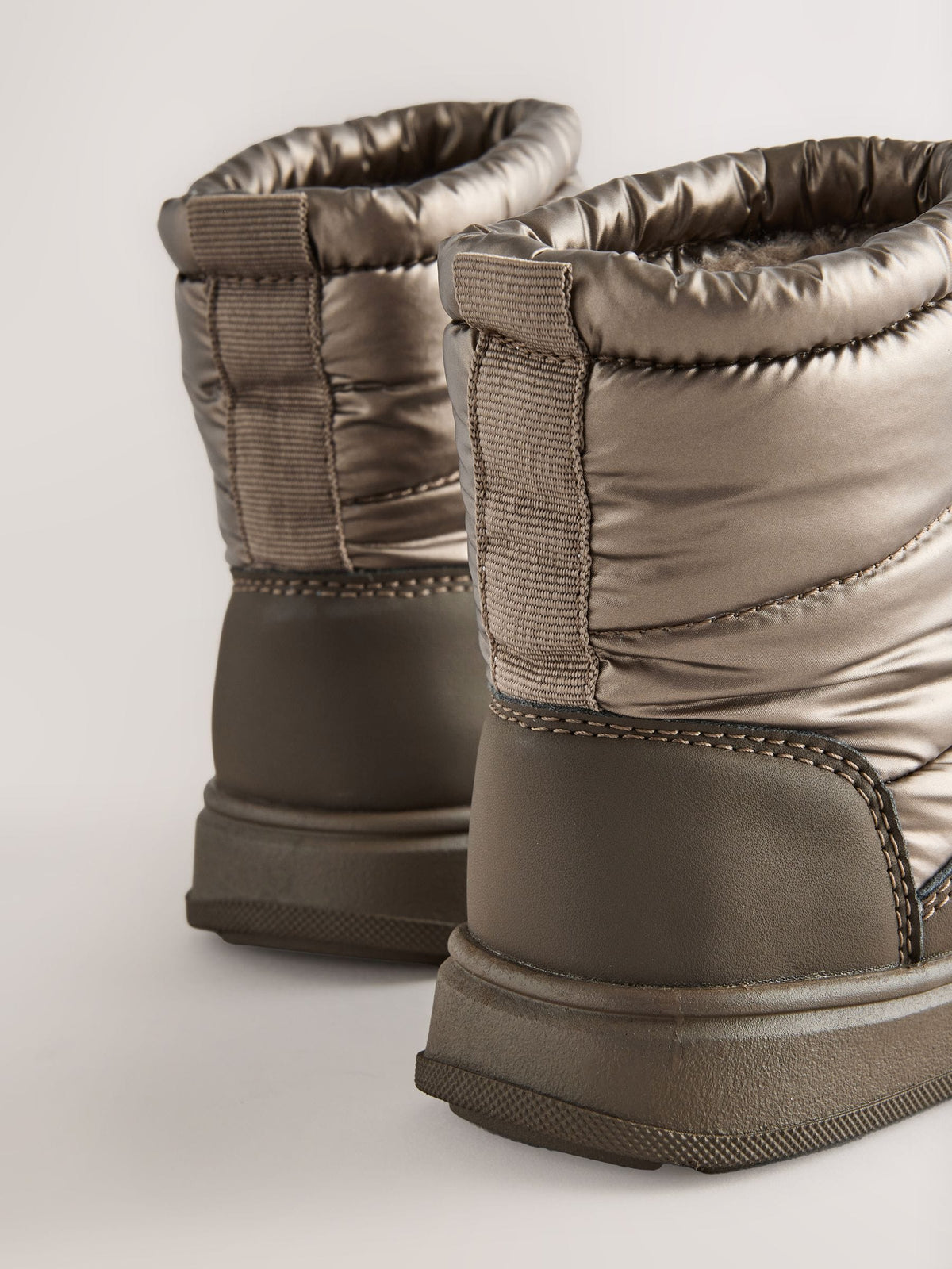 Bronze Quilted Waterproof Pull On Boots - image 3