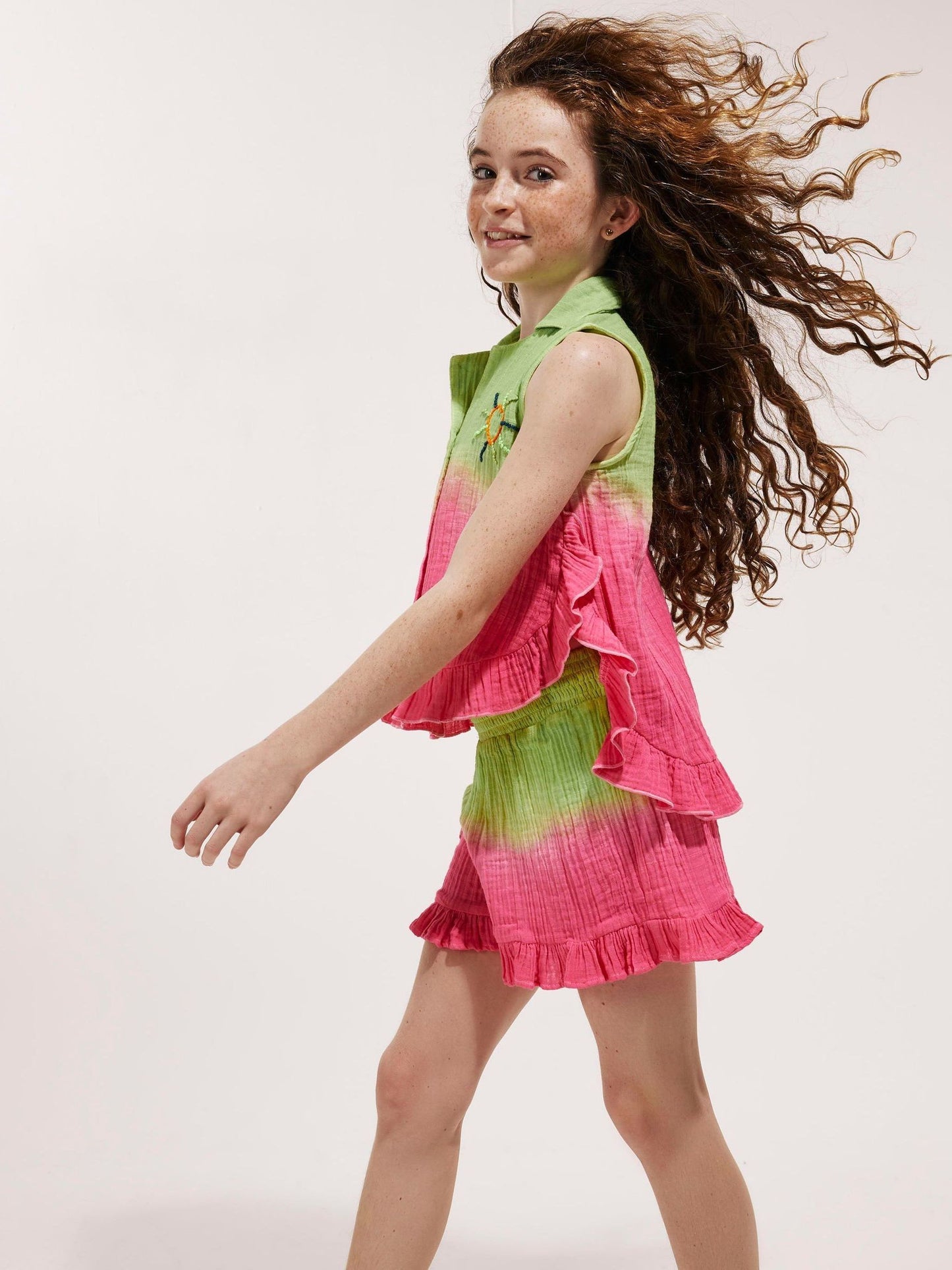 Dsiney Kidz - River Island Green Tie Dye Embrodierred Shirt & Shorts Set image 2
