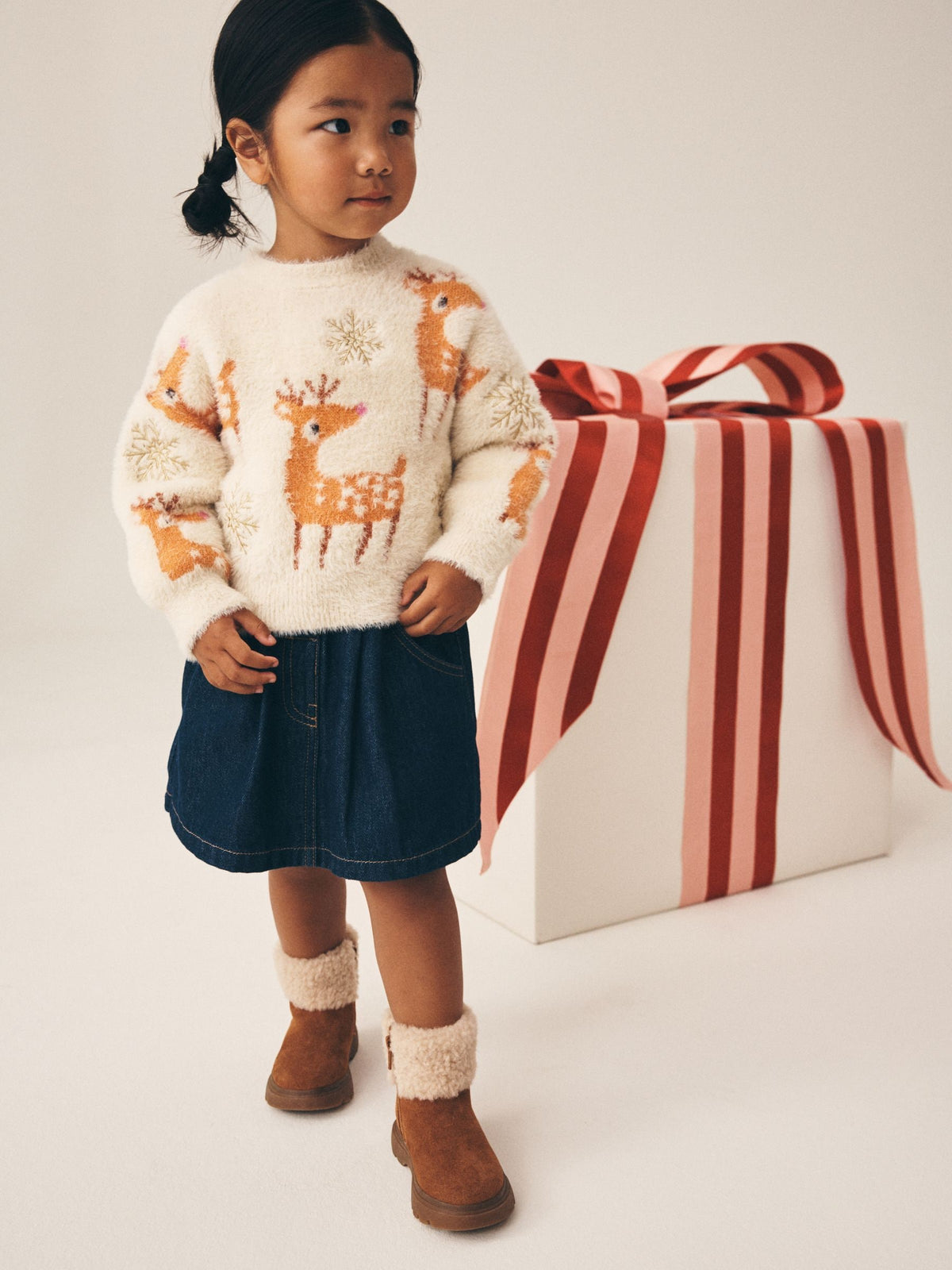 Ecru Reindeer Christmas Jumper (3mths-7yrs) - image 2