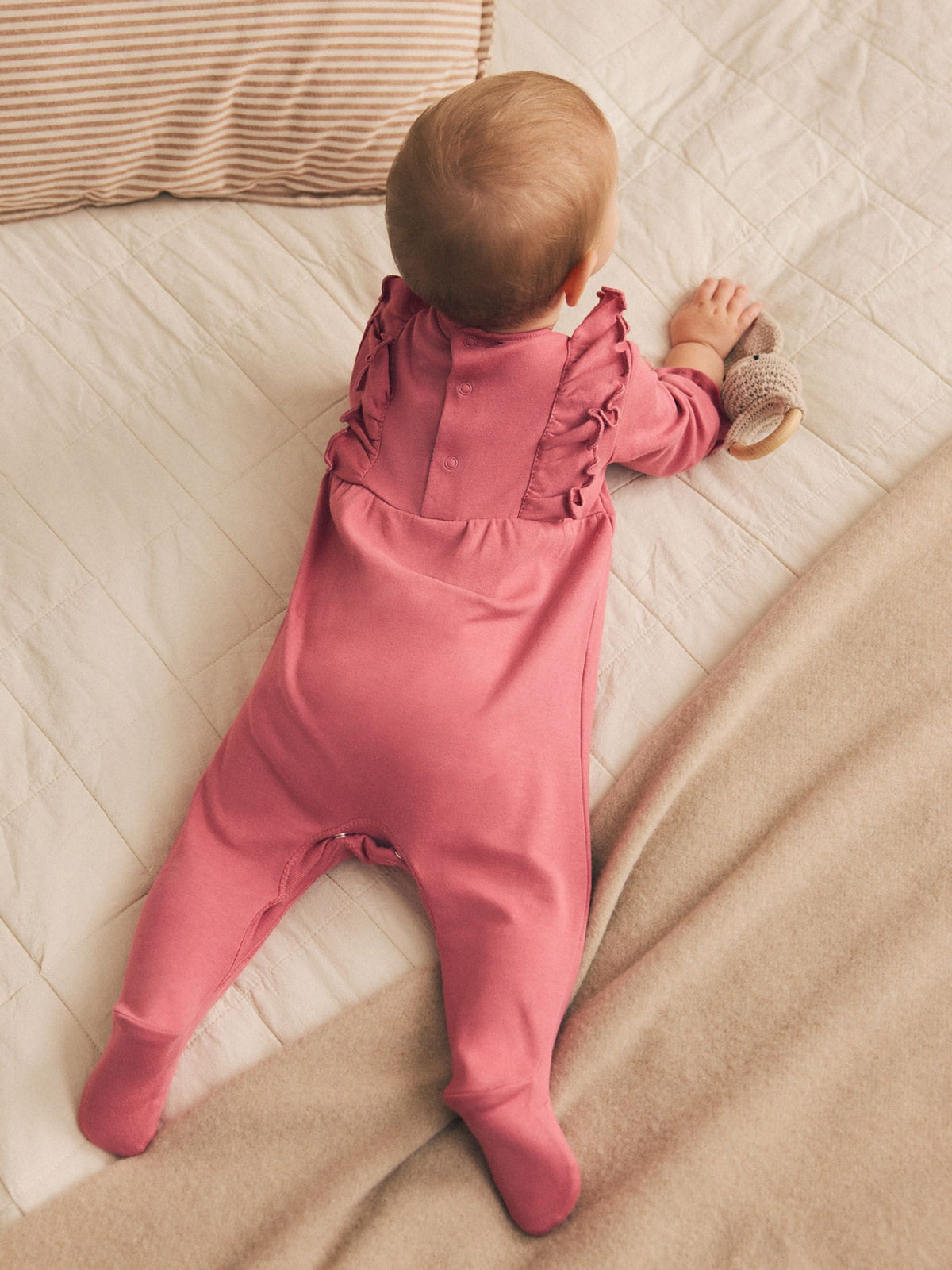 Pink Bow Baby Sleepsuit 3 Pack (0mths-2yrs) - image 4