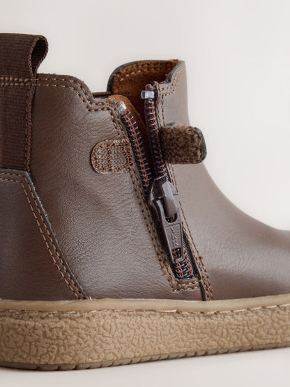 Dsiney Kidz - Brown Chelsea Boots image 4