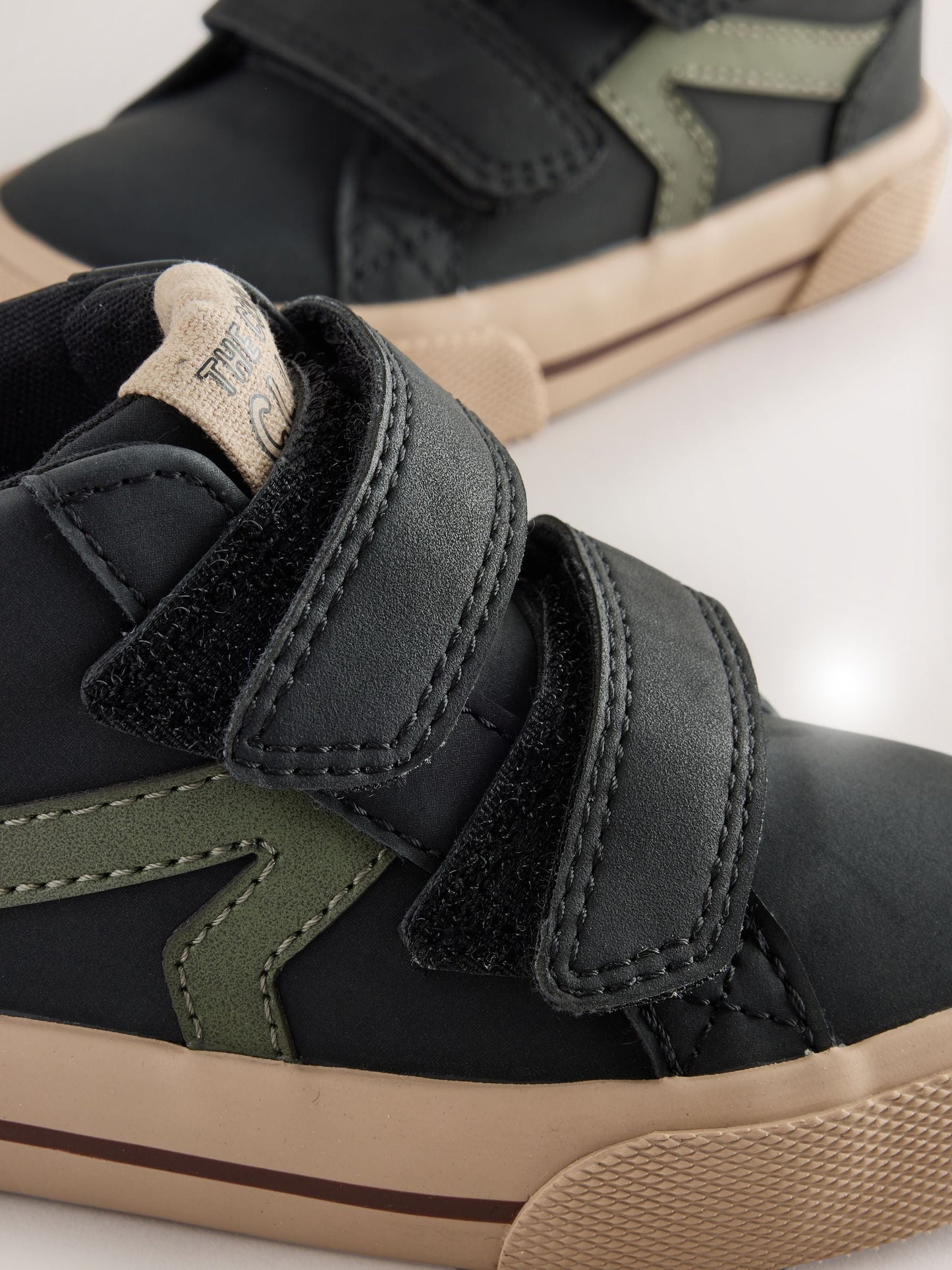Black Wide Fit (G) Hi-Top Touch Fastening Trainers image 4