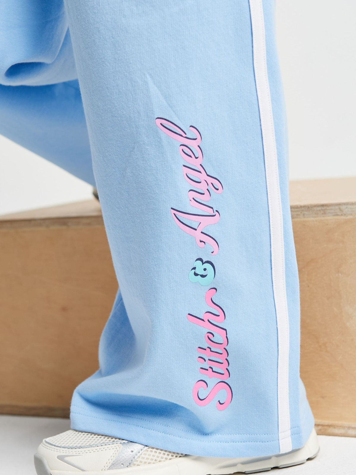Brand Threads Blue Lilo & Stitch Joggers Set - image 5