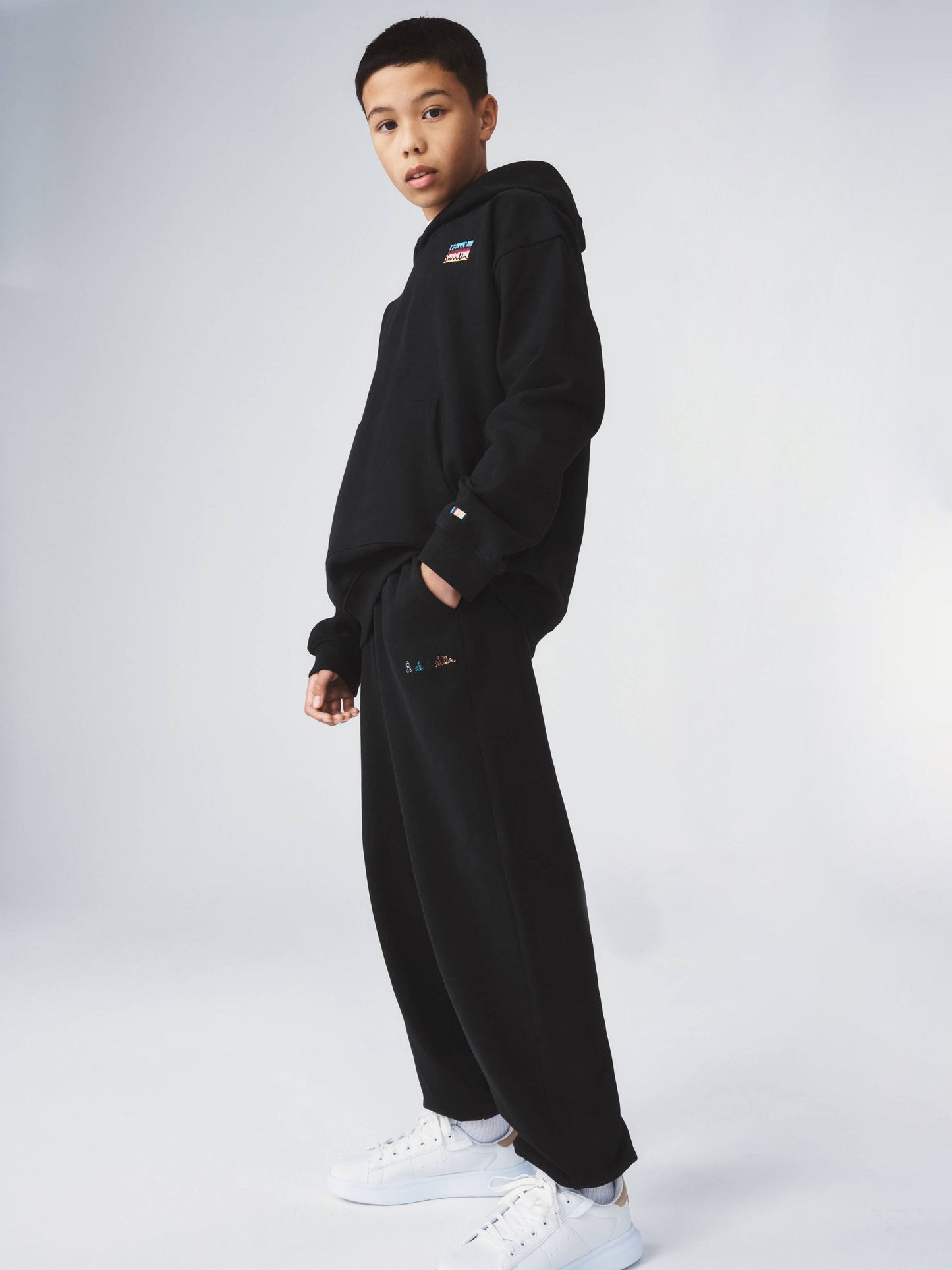 Dsiney Kidz - Paul Smith Junior Black Graphic Hoodie and Joggers Set image 1